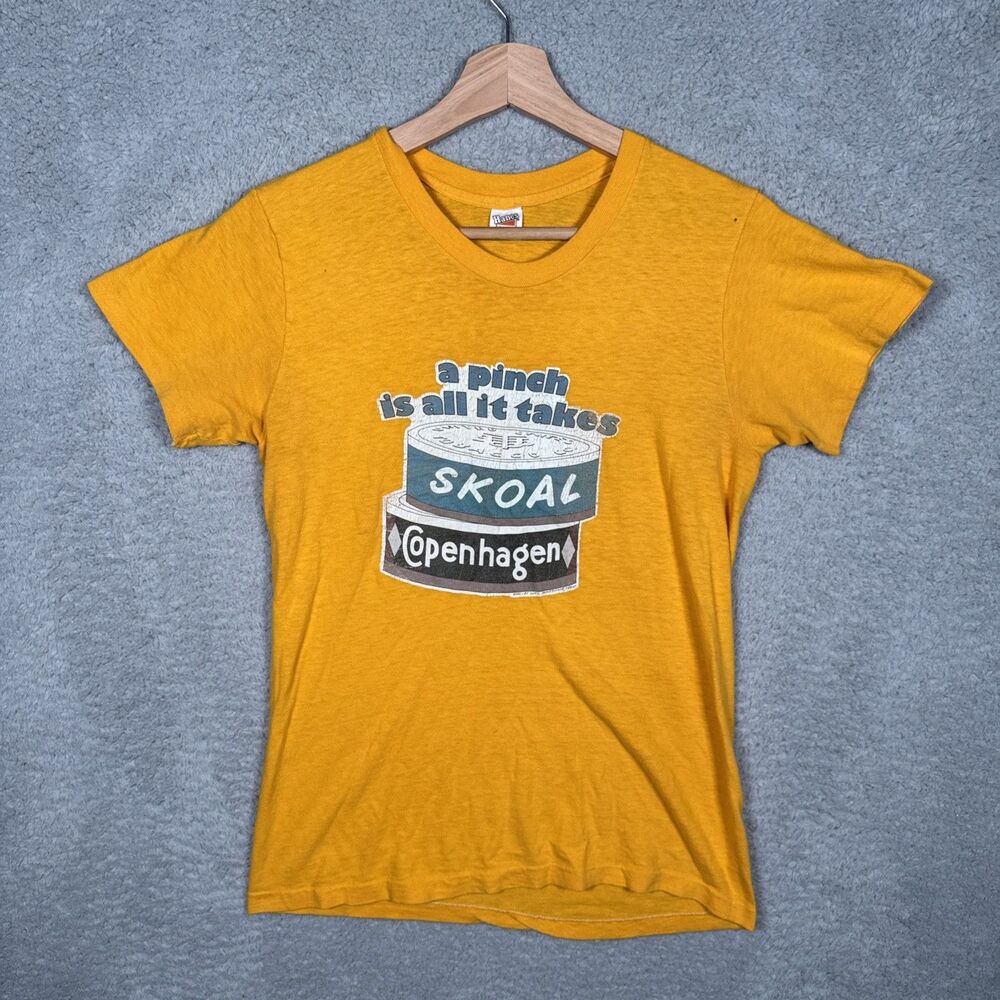 70s Skoal Copenhagen "A Pinch Is All It Takes" Vintage Yellow Shirt Size Small